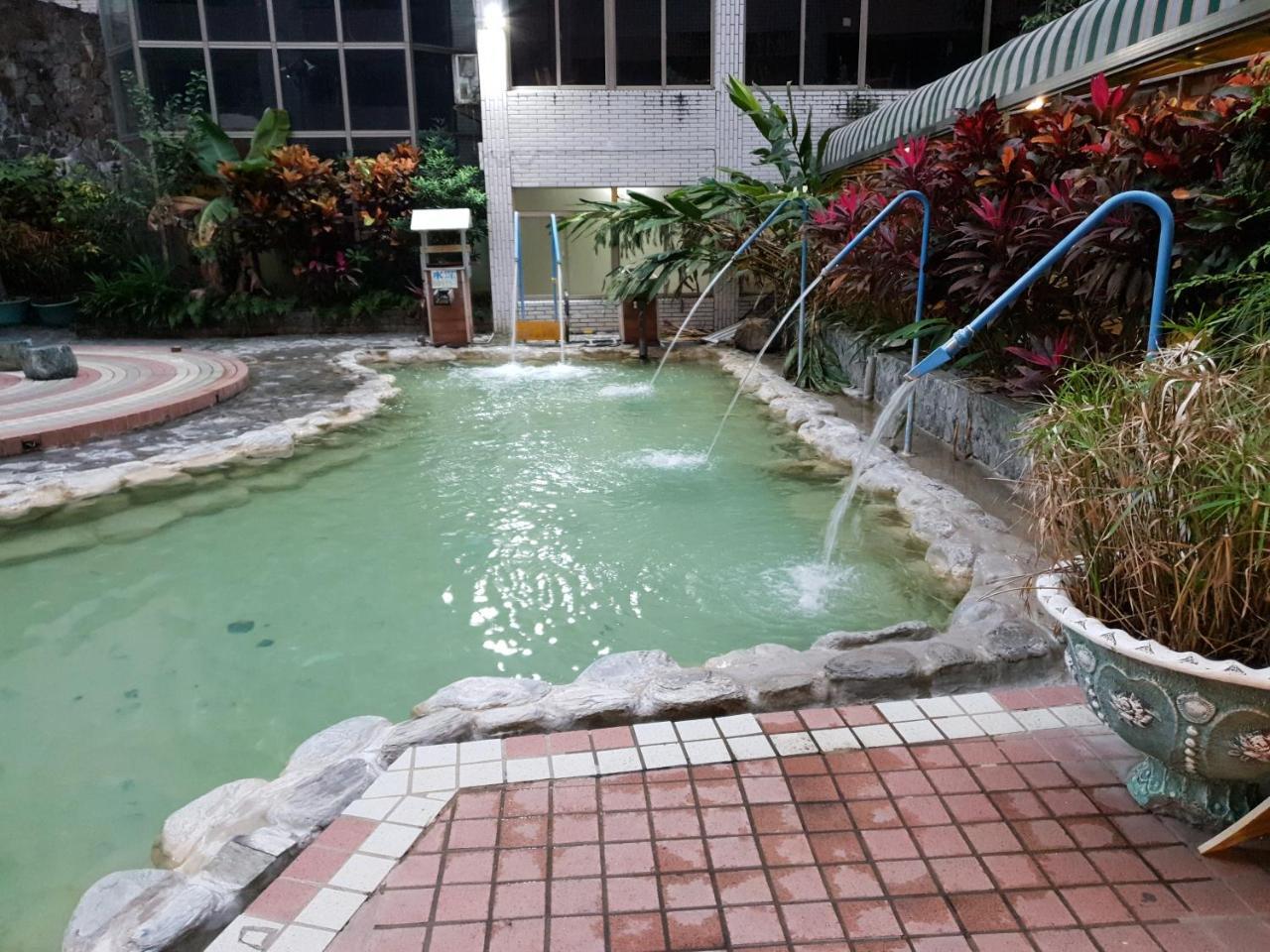 逸仙溫泉旅宿yi-Shian Hotsprin House Wenquan Экстерьер фото